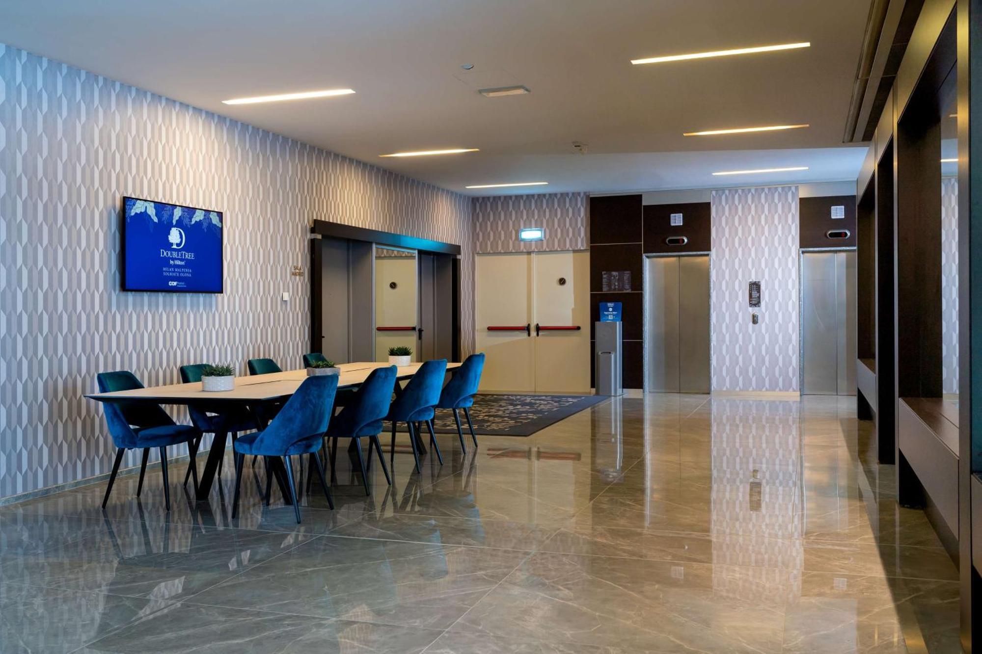 Doubletree By Hilton Milan Malpensa Solbiate Olona Hotell Exteriör bild